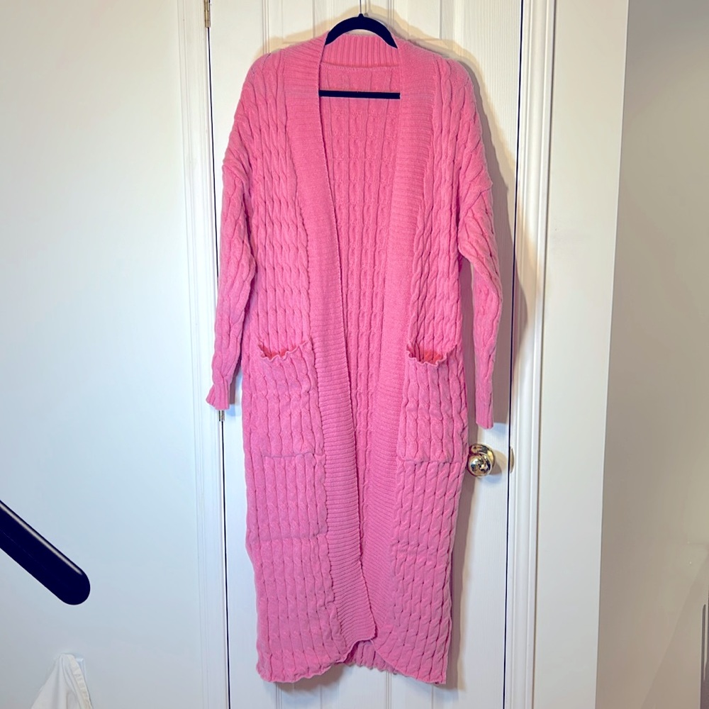 Ladies Pink XXL cable knit sweater